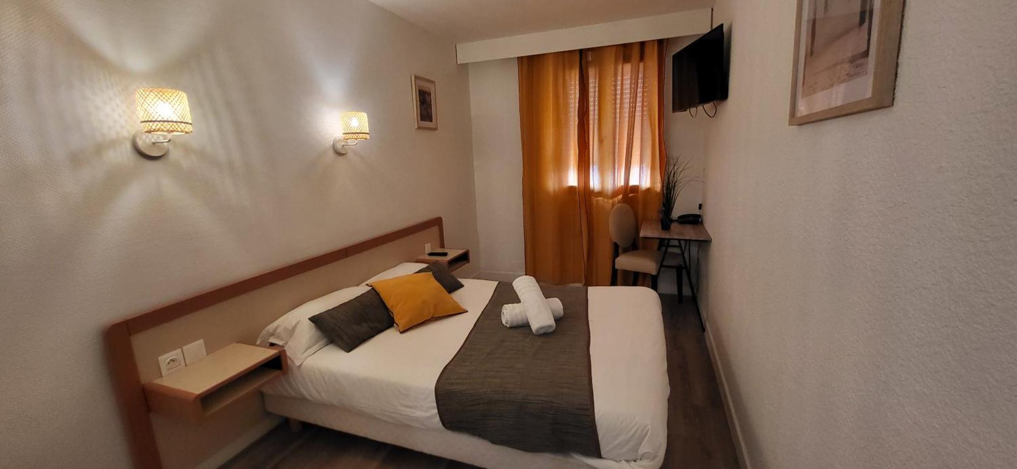 Hotel Austria Style -Ex Nestor Hotel ブール・レ・ヴァロンス エクステリア 写真