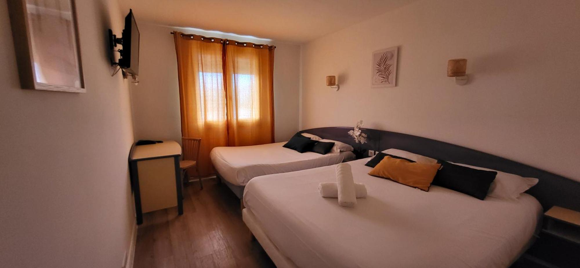 Hotel Austria Style -Ex Nestor Hotel ブール・レ・ヴァロンス エクステリア 写真